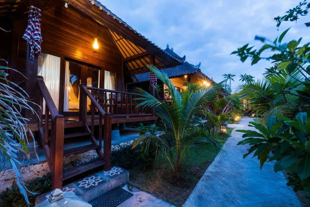 Sunset Garden Nusa Lembongan