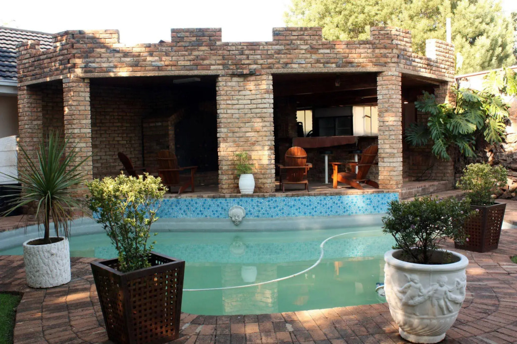 Just Tiffany Guest House & Conference Facility