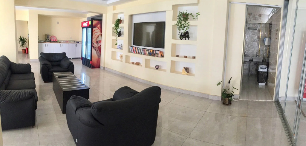 Holiday Hotel