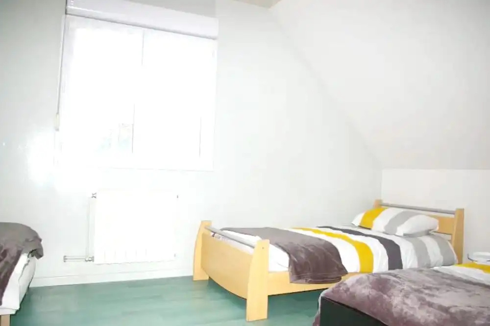 House With 4 Bedrooms in Chenôve, With Enclosed Garden and Wifi