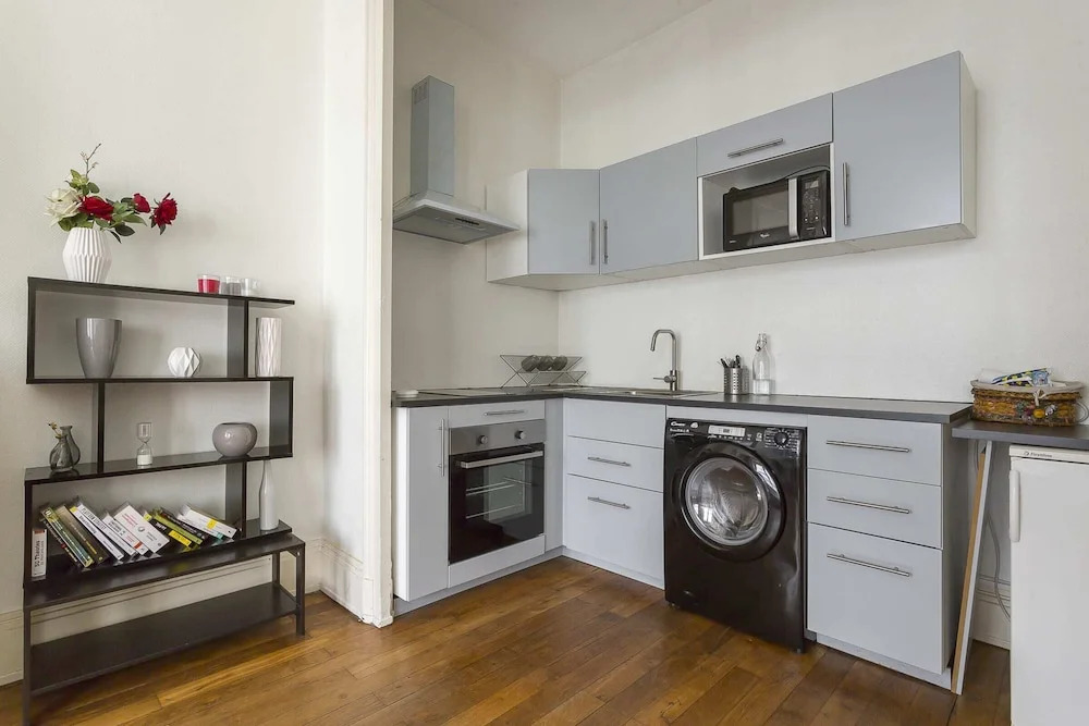 Modern 2 Room Apartment of 38m² - Lyon