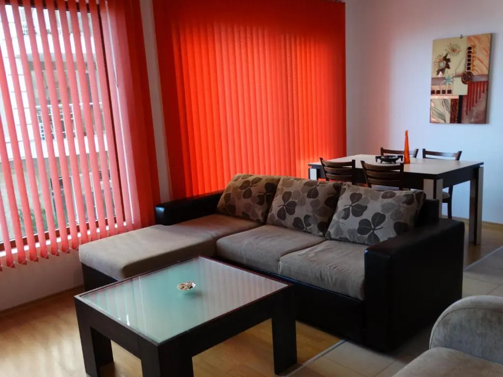 Flat Lora Pomorie