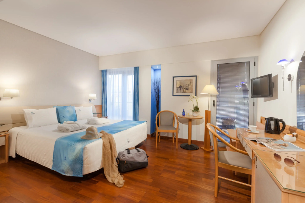 Tropical Hotel Seafront Boutique