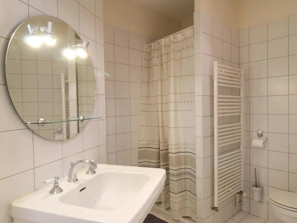 Charmant Appartement Central à Angers - Tout Inclus, Wifi, Proche Gare et Patrimoine - FR-1-622-6