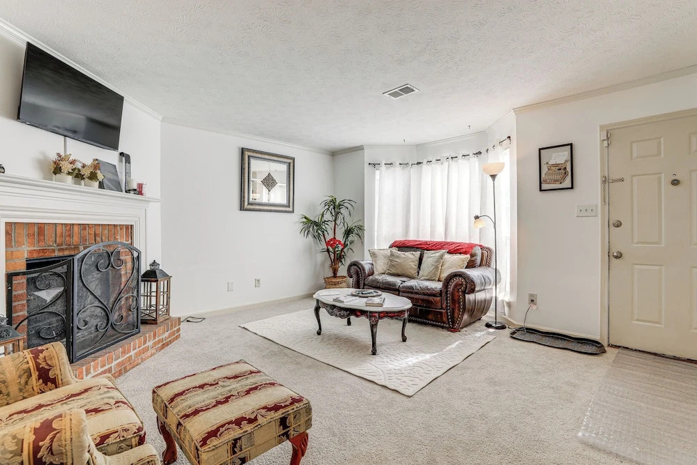 Georgia Townhome - 3 Mi to Stone Mountain Park!