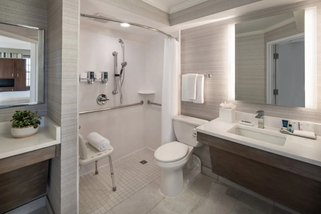Four Points by Sheraton French Quarter