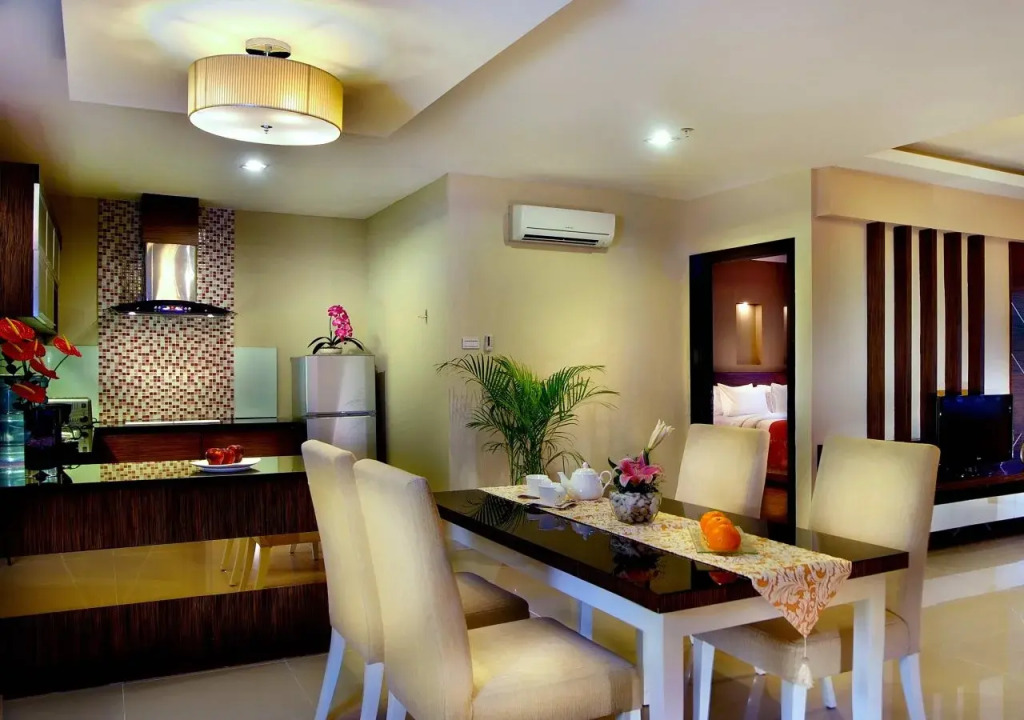 Grand City Hall Hotel & Serviced Residences