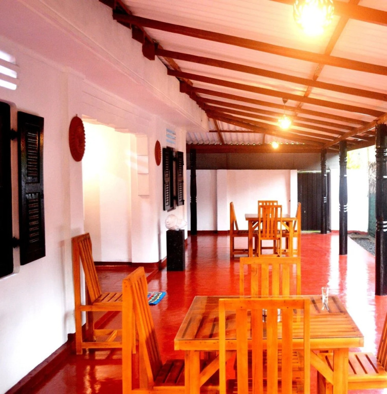 Muthu Villa