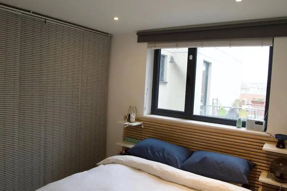 Light and Airy Dalston Living In Convenient Location