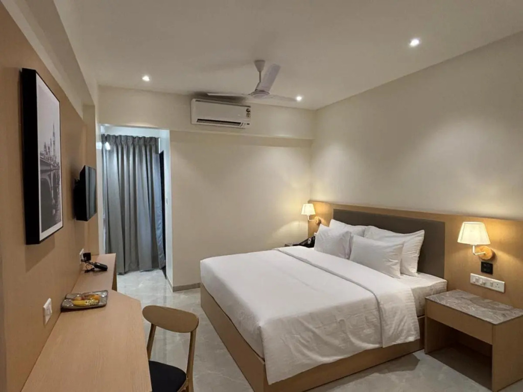 Mastiff Hotel Hinjawadi Pune