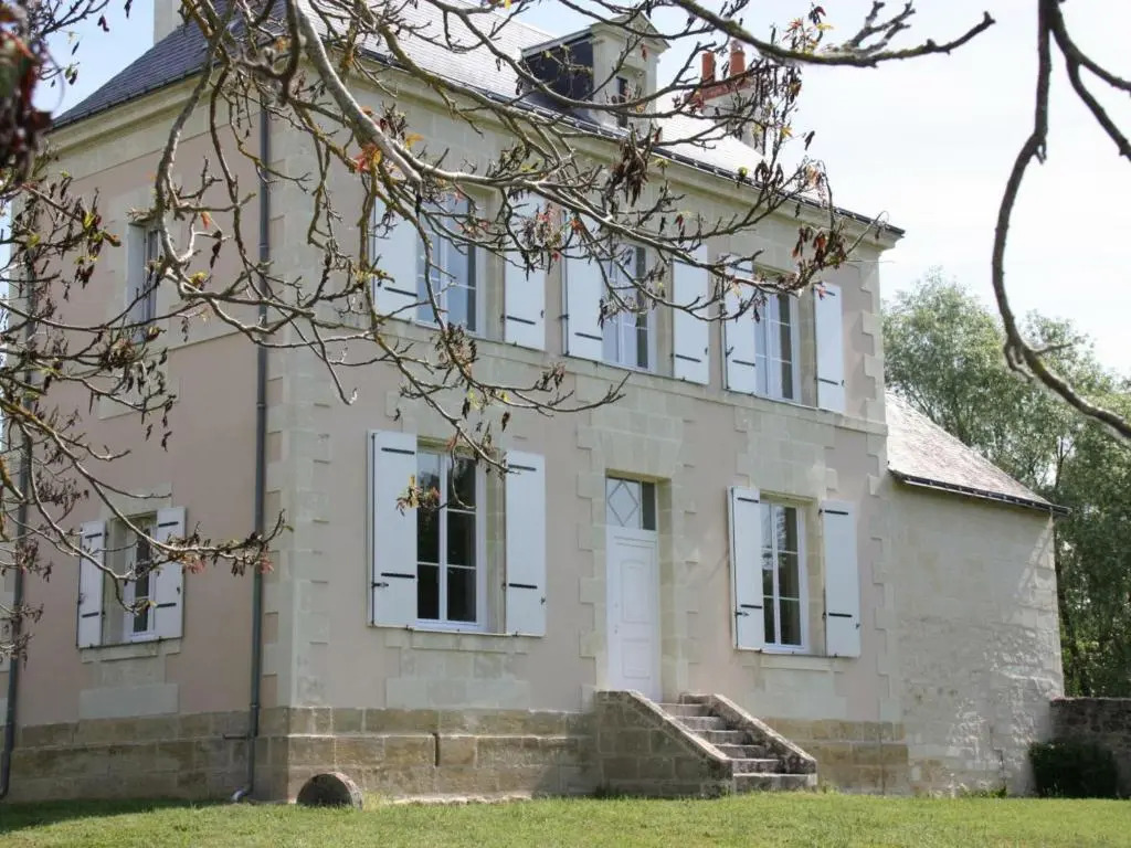 Séjour Authentique au Cœur des Vignes de Chinon - FR-1-381-445
