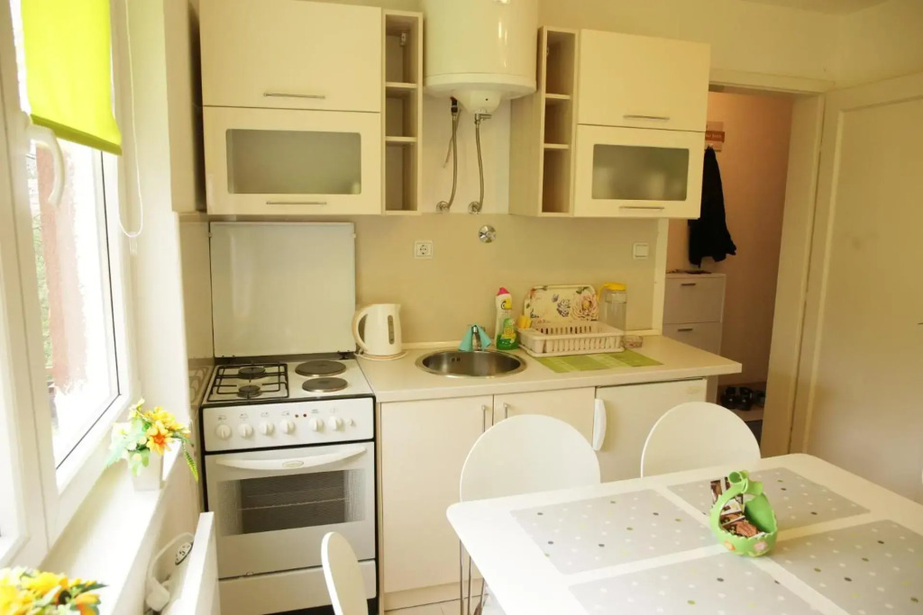 Lovely apartment in Old town 400m from city center Sebilj