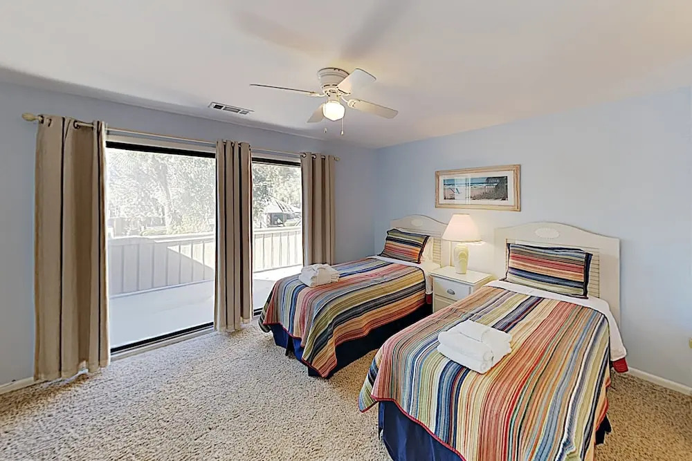 New Listing! Updated All-Suite Tennis Villa - Pool condo