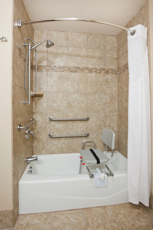 Holiday Inn Express & Suites Aberdeen by IHG