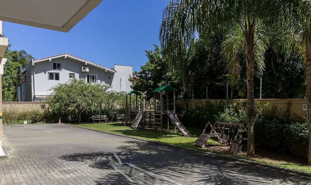 Apartment w/ BBQ 500m From the Beach Rlv0206