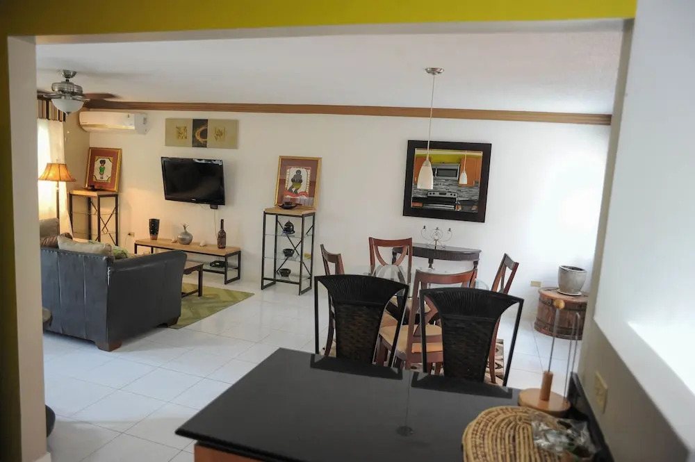 Country Club Mangowalk Townhouse