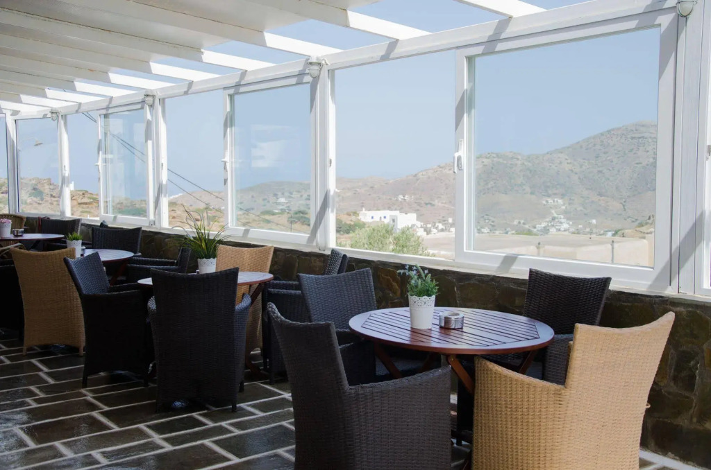 George & Irene Hotel