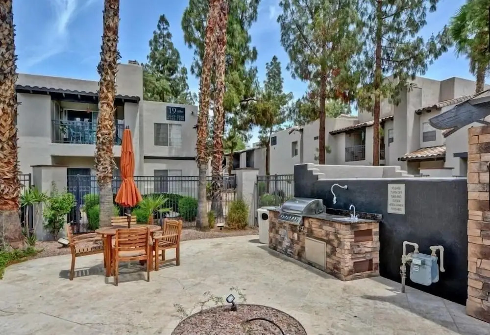 Villa Allison 2 Bedroom Condo by RedAwning