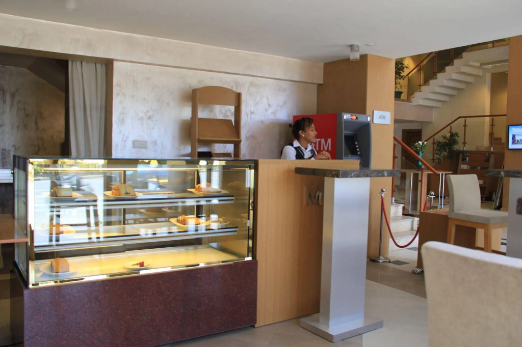 Momona Hotel