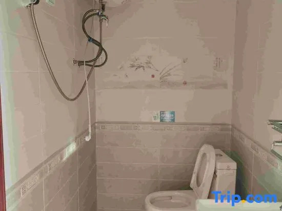 Mohe Hour Light Family Hotel