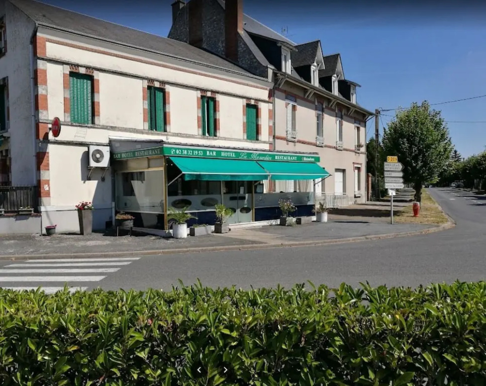 au bon accueil