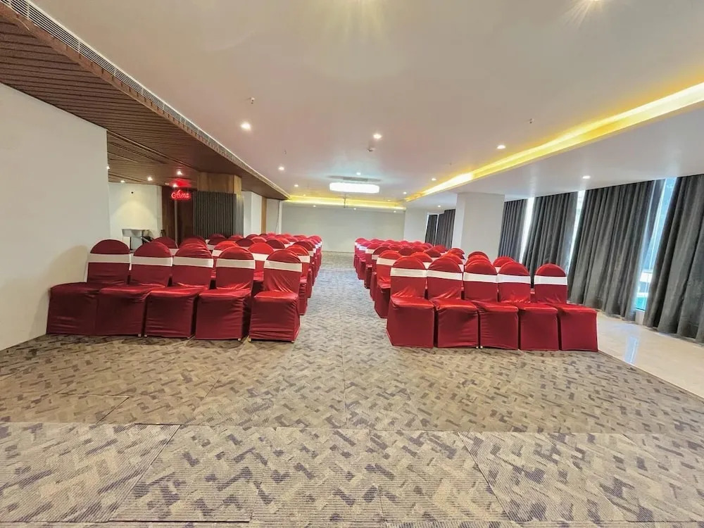 Tulip Arena Hotel Club Event By SGL