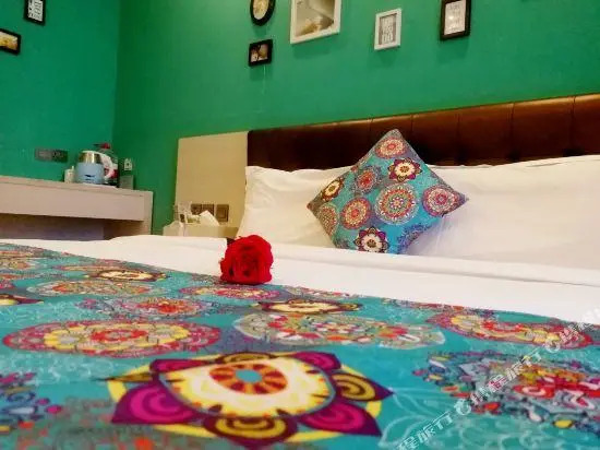 Aimi Boutique Hotel