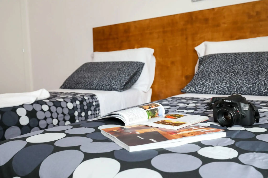 Travel B&B