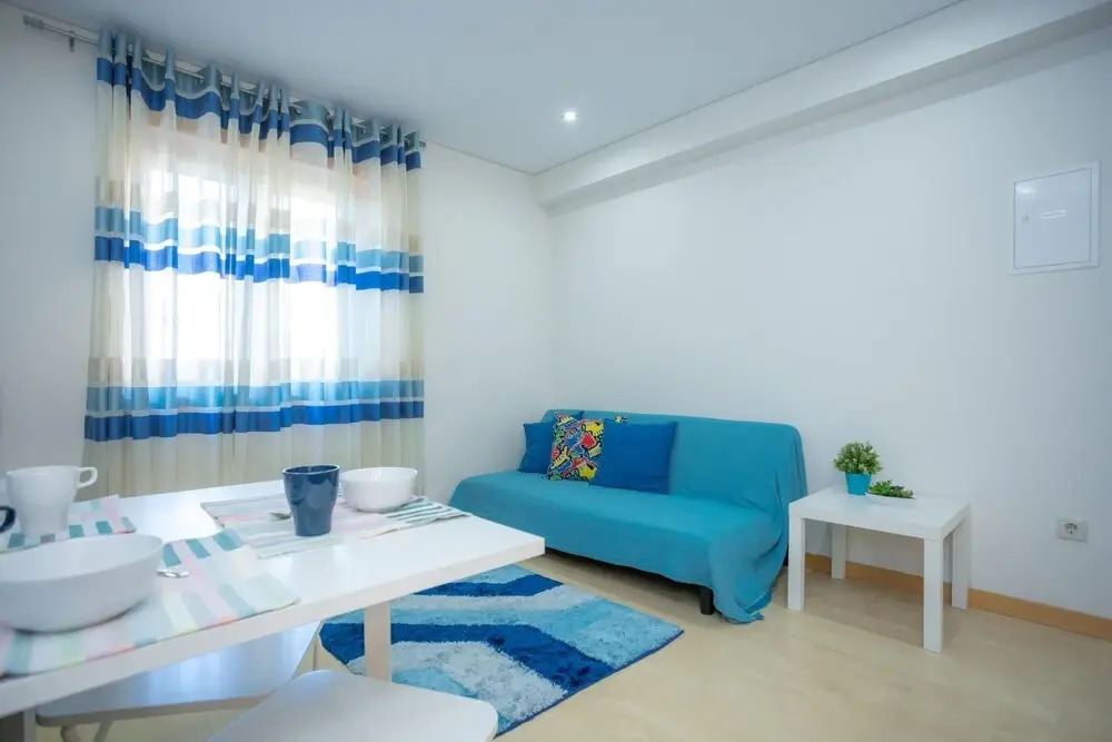 Refugio do Relogio by Rent4all