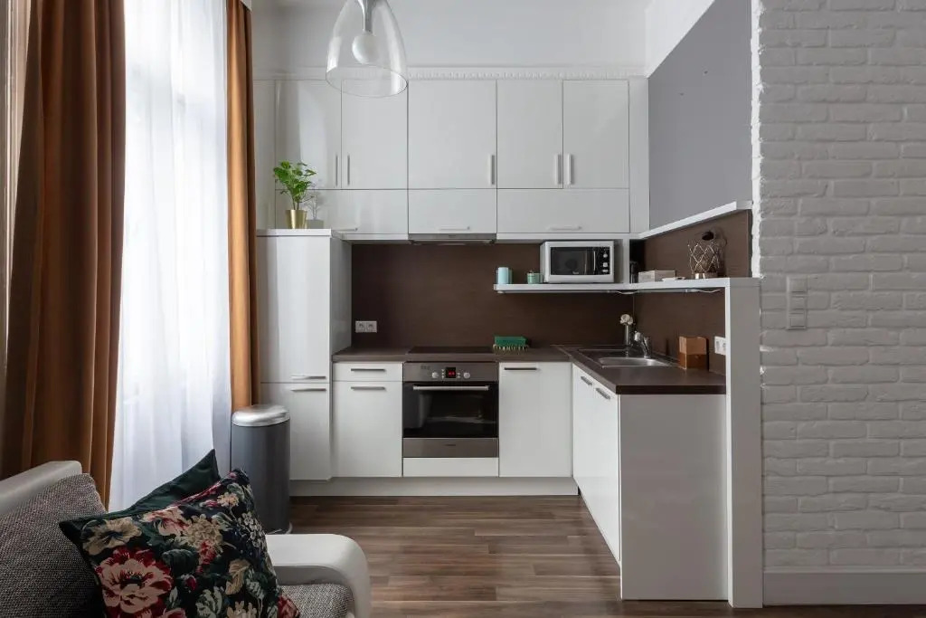 Vintage Downtown Home by Izabell