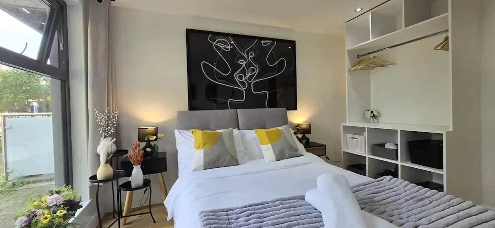Property For Up To Six People In Greater London