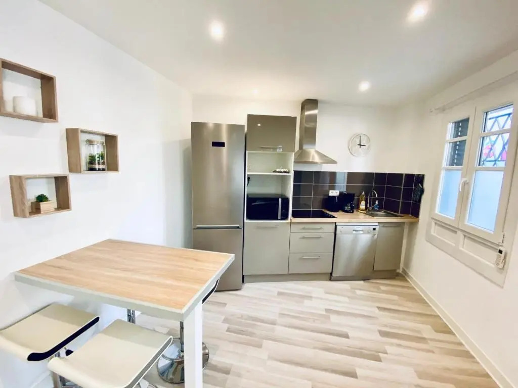 CAUVI - Antibes Centre, WIFI, Climatisation, 4 personnes