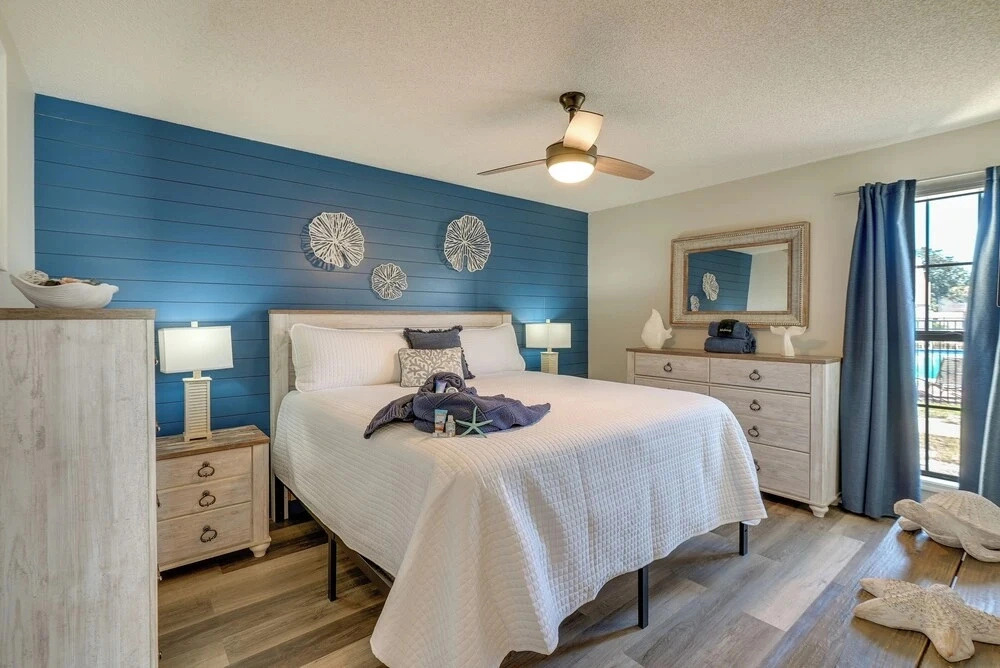 2 Units at Horizon South Resort! Walk to Beach