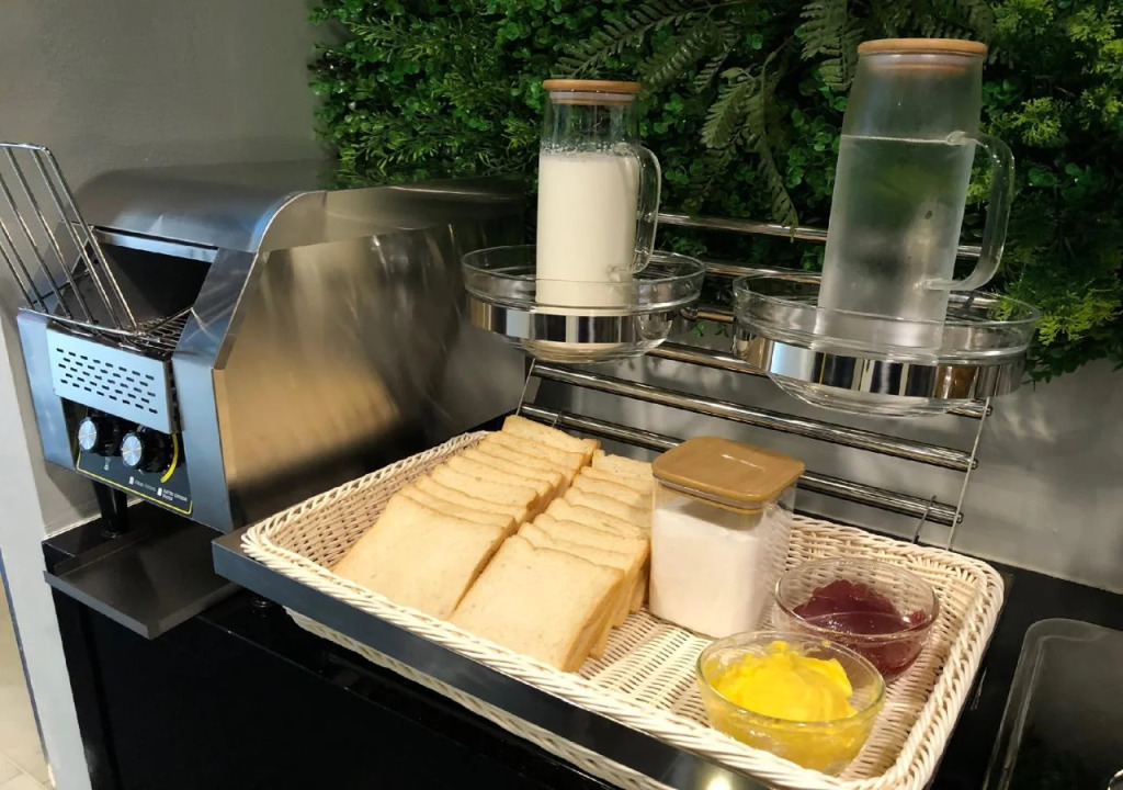 Sovereign Group Hotel at Pratunam
