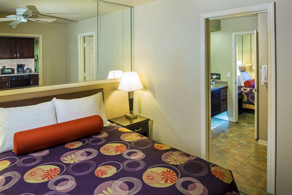 London Bridge Resort