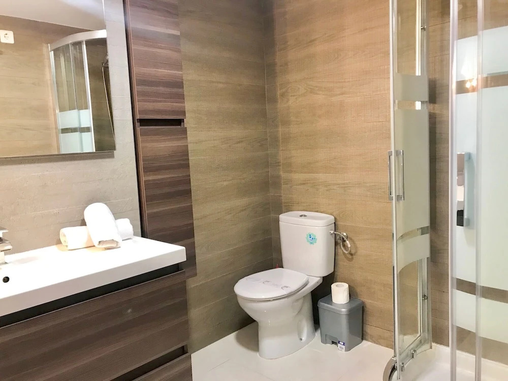 Levante Seafront Beach Apartment