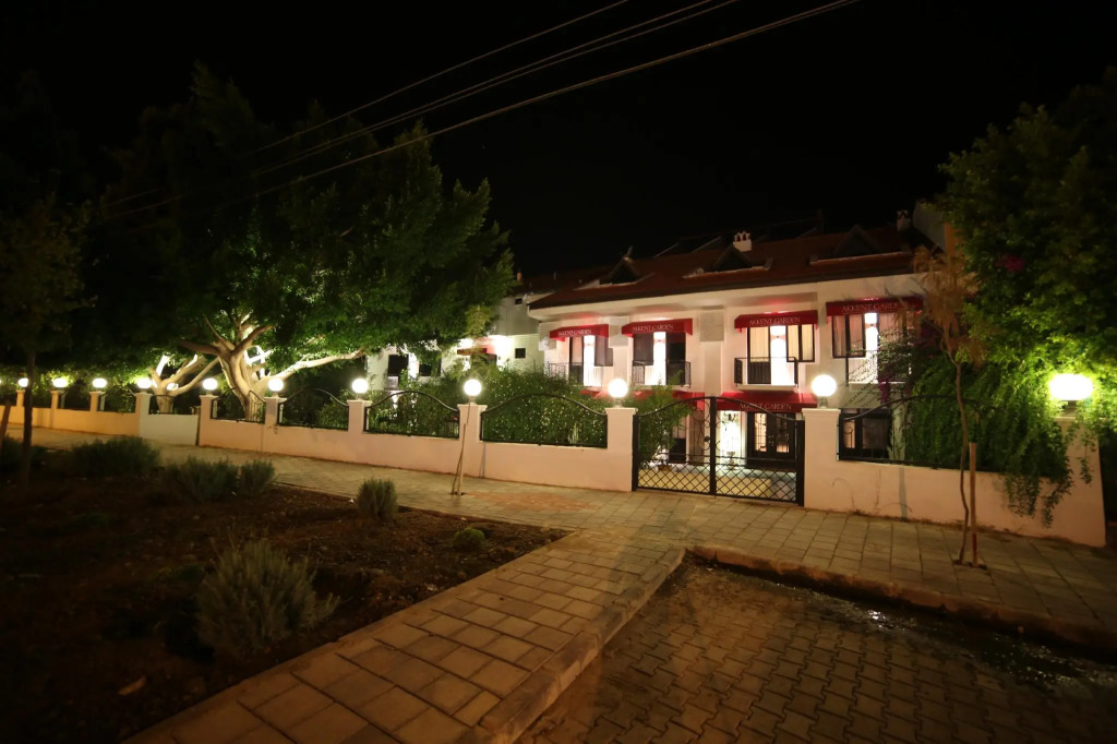 Lill Maison Hotel & City Club