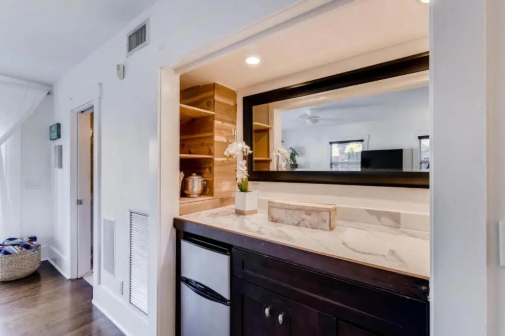The Periwinkle House - 4bd-2ba - Sleep 10
