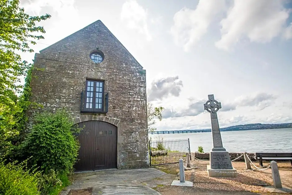 The Old Boathouse