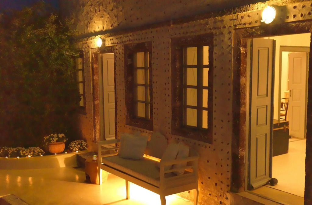OIA UNIQUE HOMES by K&K