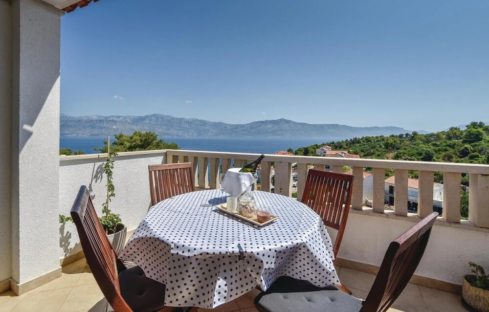 Amazing Home in Postira With 8 Bedrooms, Wifi and Outdoor Swimming Pool
