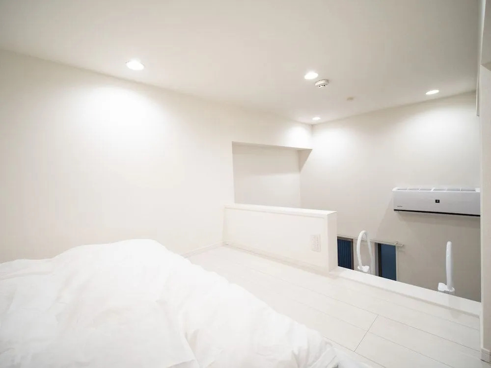 Studio G2 by Tranova