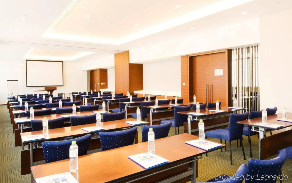 Holiday Inn Express Shanghai Jinsha by IHG