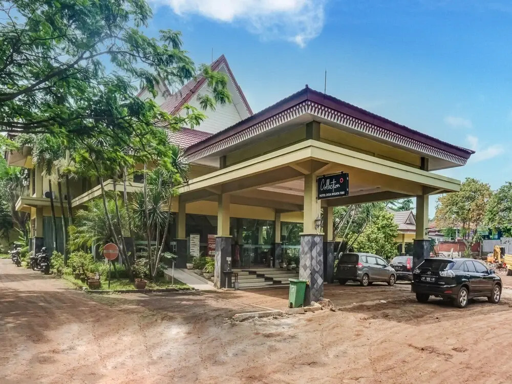 Desa Wisata Hotel - Hostel