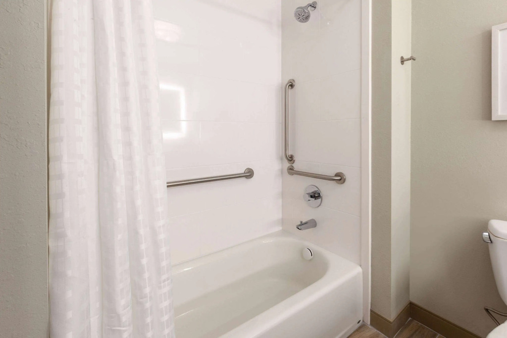 La Quinta Inn & Suites by Wyndham Middletown-Goshen