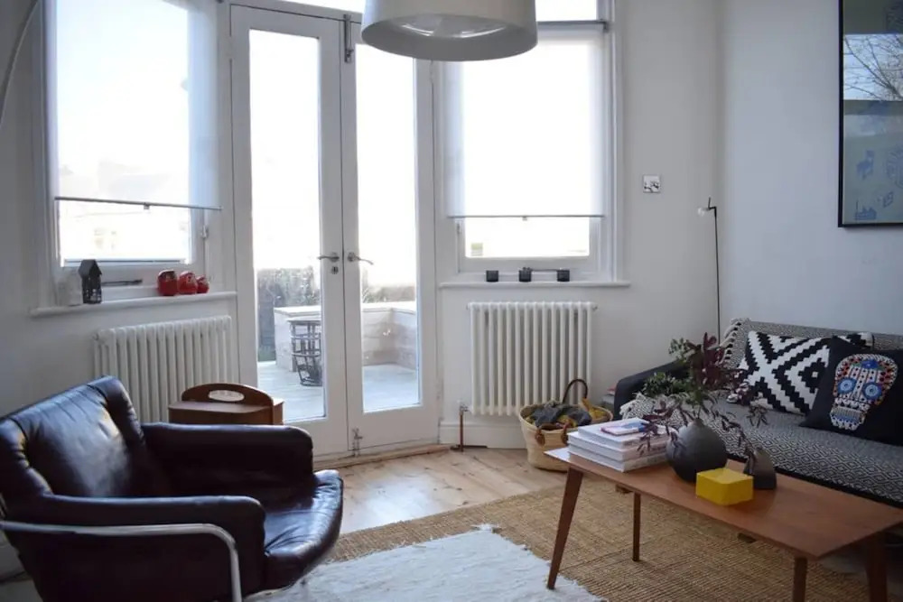 Bright 1 Bedroom Flat With Garden In New Cross Gate