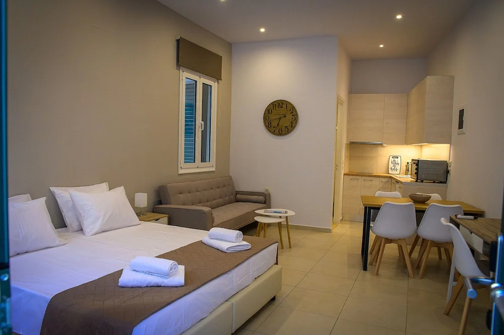 Uni Island - City Center Suites
