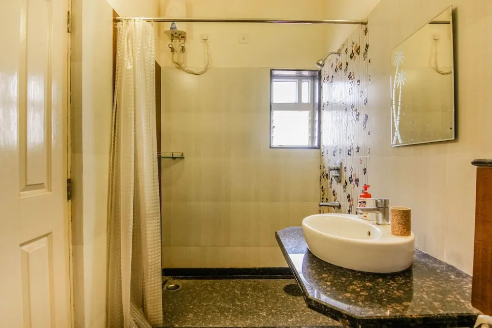 Royale Holiday Villa - 4BHK JAQK Holidays