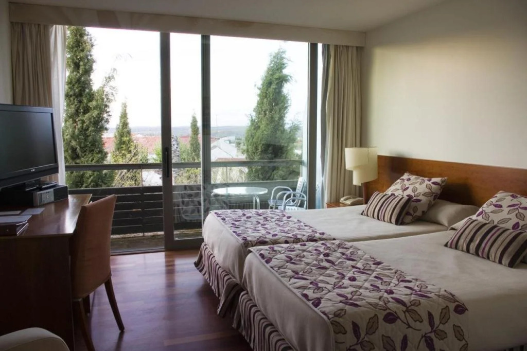 Hotel Puente de Alconétar