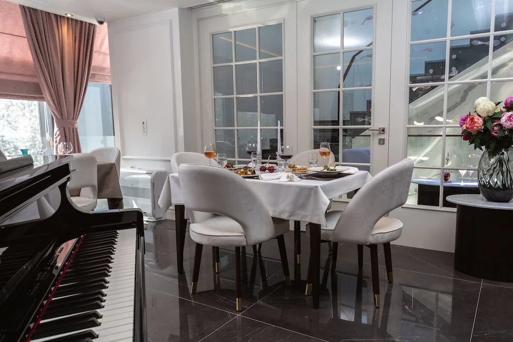 Boutique Hotel Vissi dArte